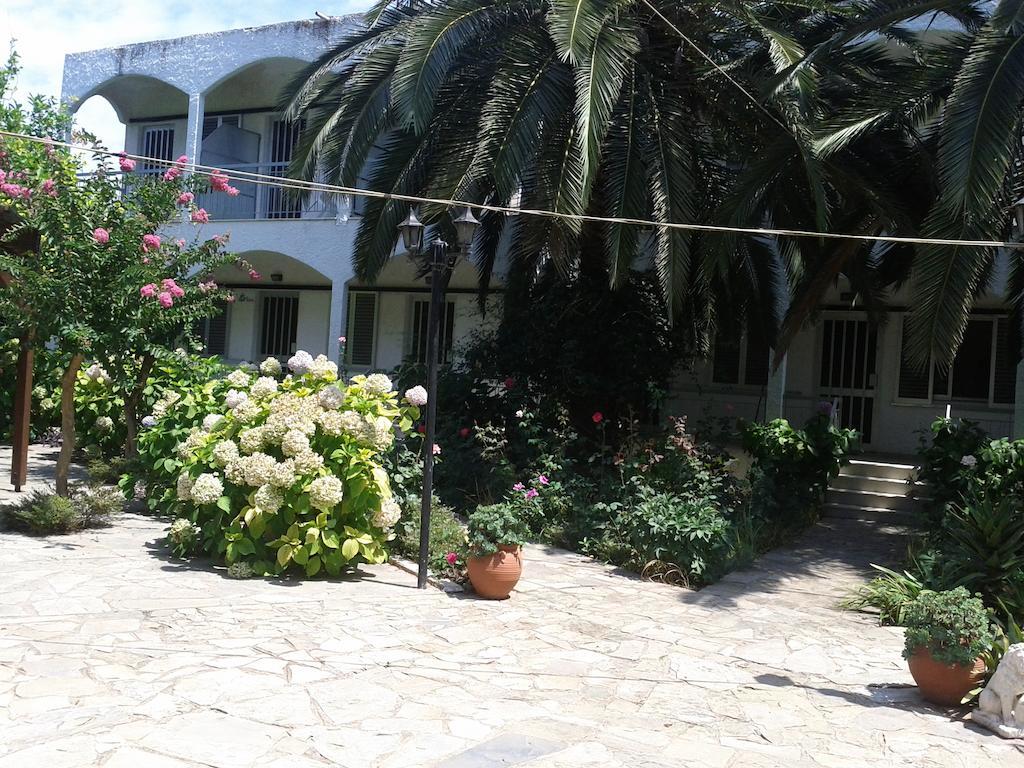 Margarita Apartments Preveza Esterno foto
