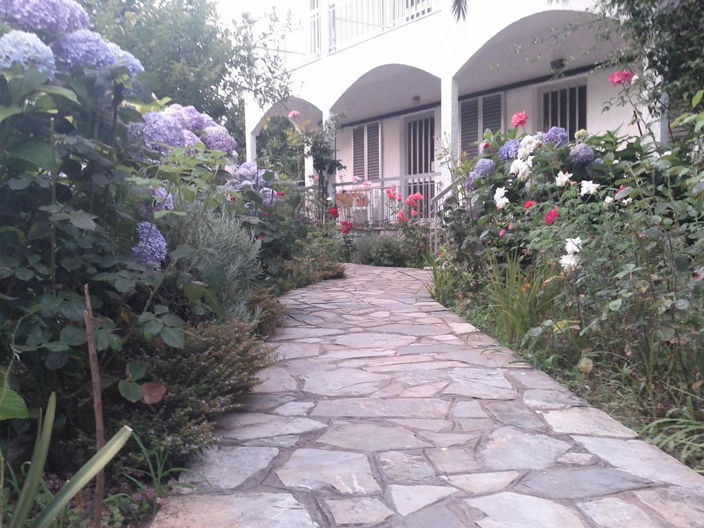 Margarita Apartments Preveza Esterno foto