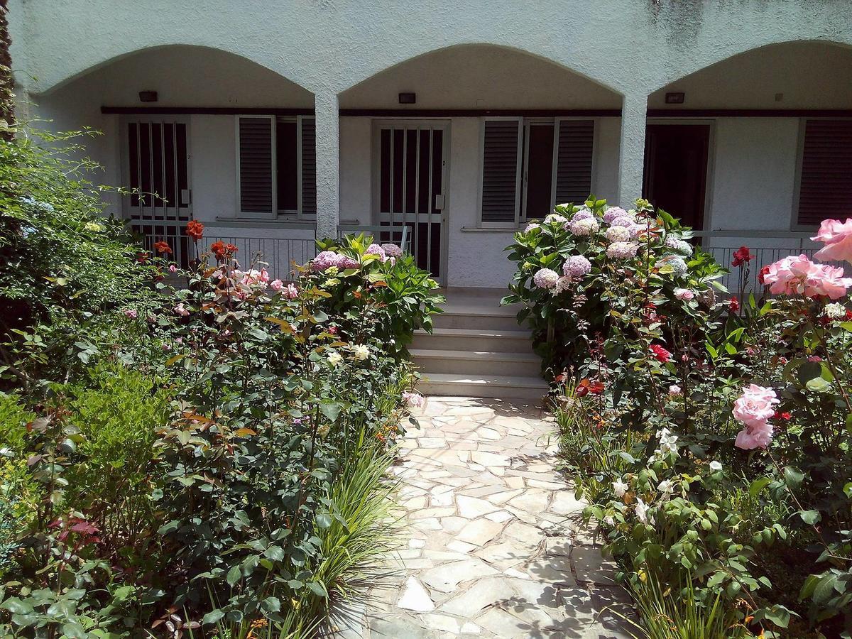 Margarita Apartments Preveza Esterno foto